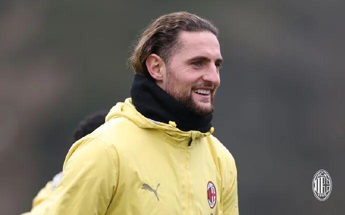 半岛·体育中国官方网-安布罗西尼丨皮尔洛告诉我他真的很强